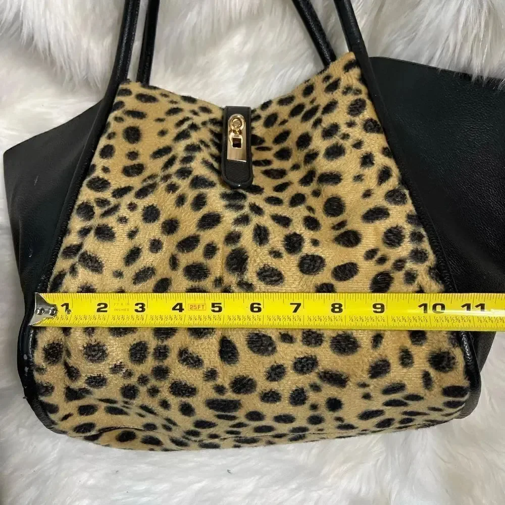 Un billion leopard print and black leather tote bag with gold tone hardwares